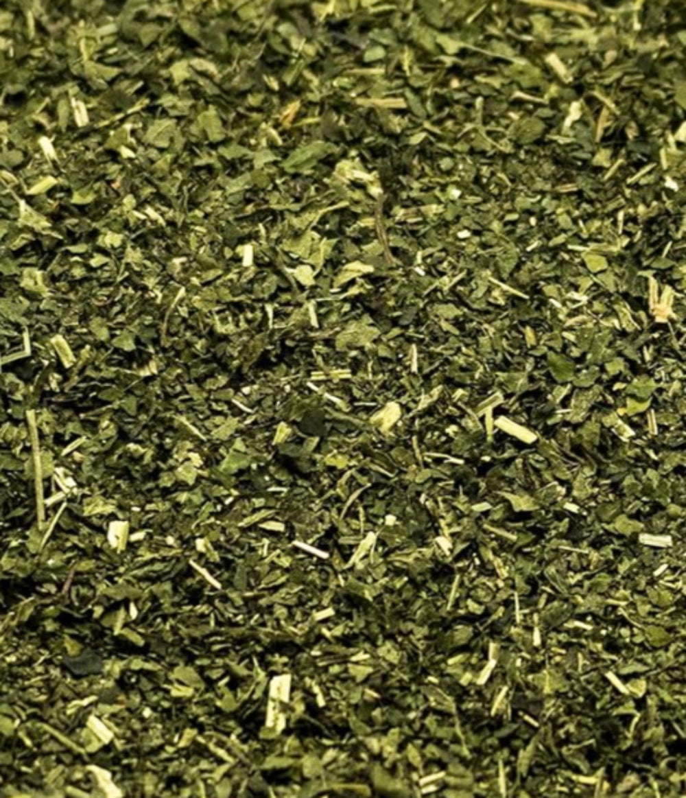 BeyondWhiskers Organic Dry Nettle For Dogs Natural Health Tonic image 0