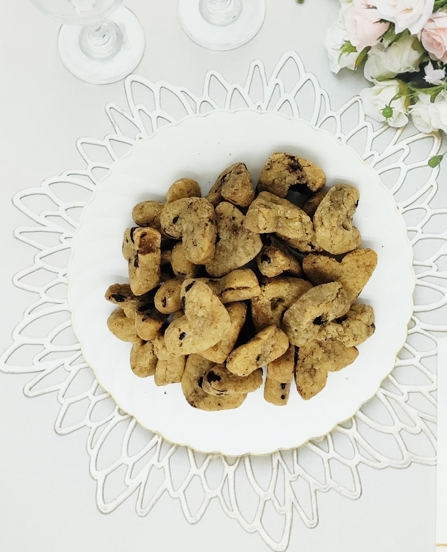 BeyondWhiskers Peanut Butter and Carob Cookie soft dog treats image 1