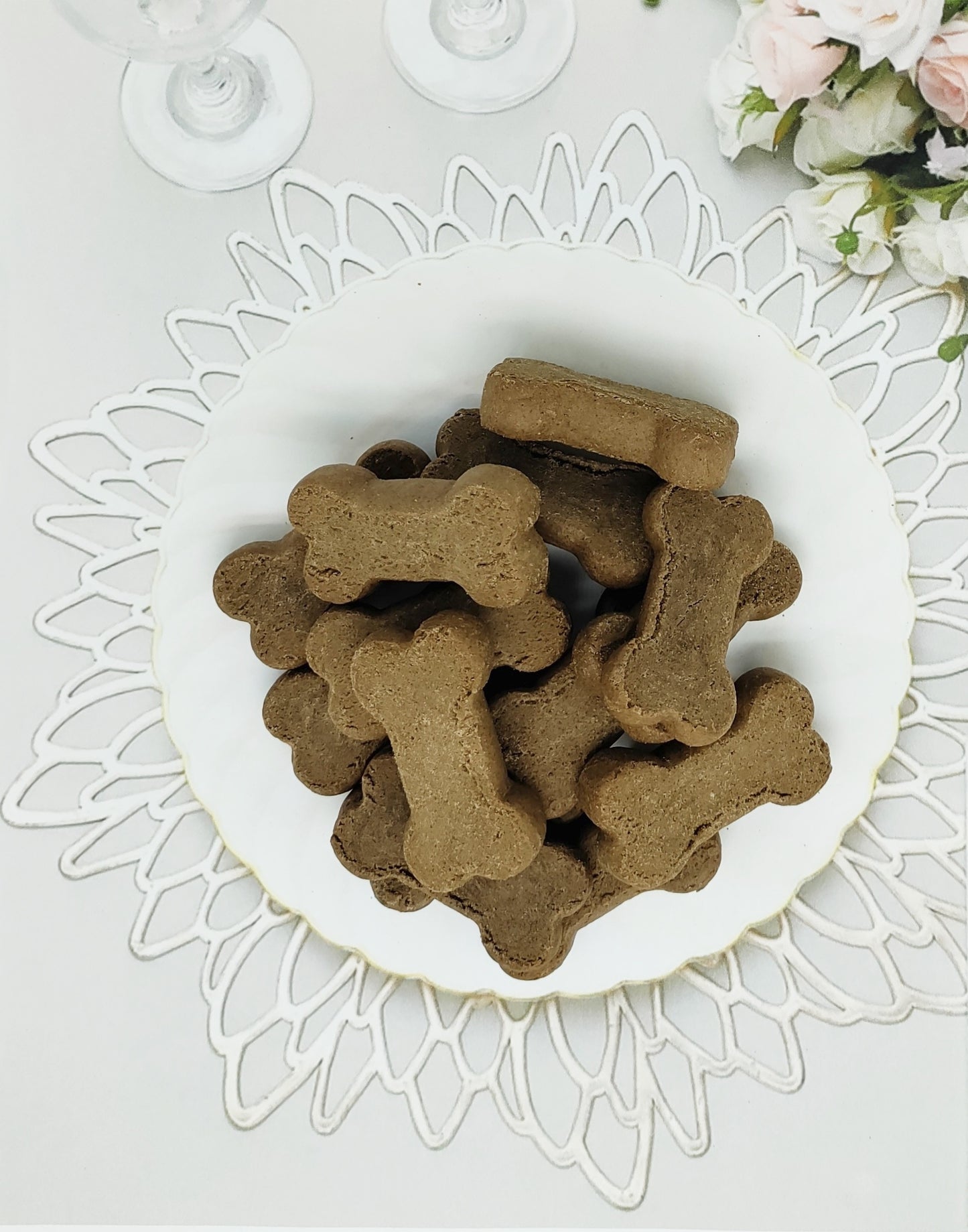 BeyondWhiskers Cranberry Smoked Bacon Biscuits dog treats, Urinary health image 0