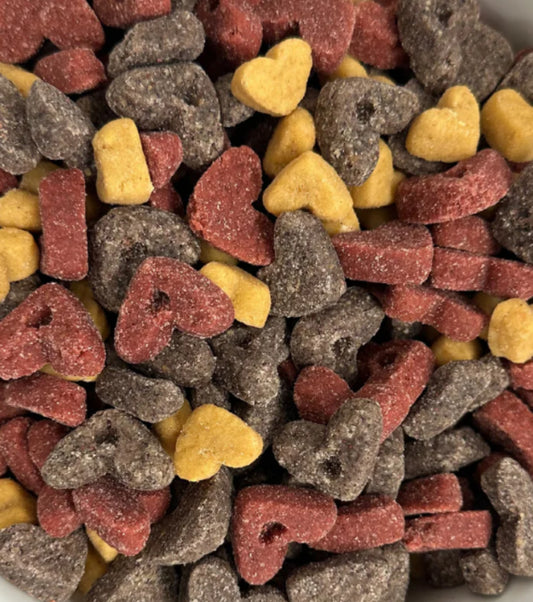 BeyondWhiskers Berry Fusion Blast Dog Treats (BULK) image 0