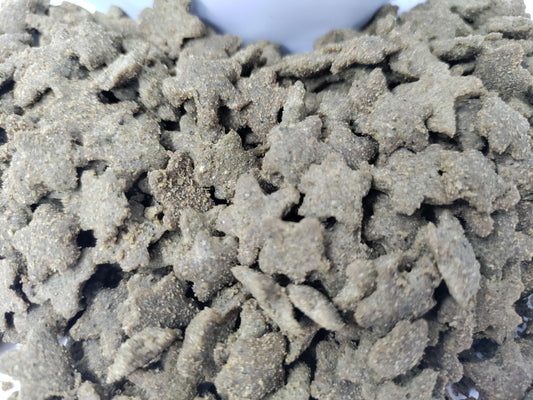 BeyondWhiskers Two Berries and Chicken Crunchy Bulk Cat Treats image 1