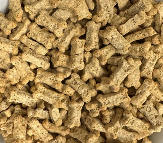 BeyondWhiskers Peppermint and Apple Crunchy Breath Mint Dog Treats (Bulk) image 0